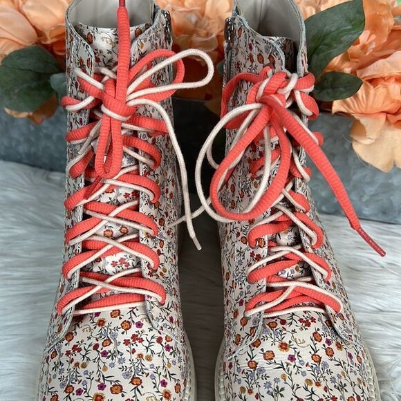 Schutz Mckenzie Leather Boot - Picture 5 of 14